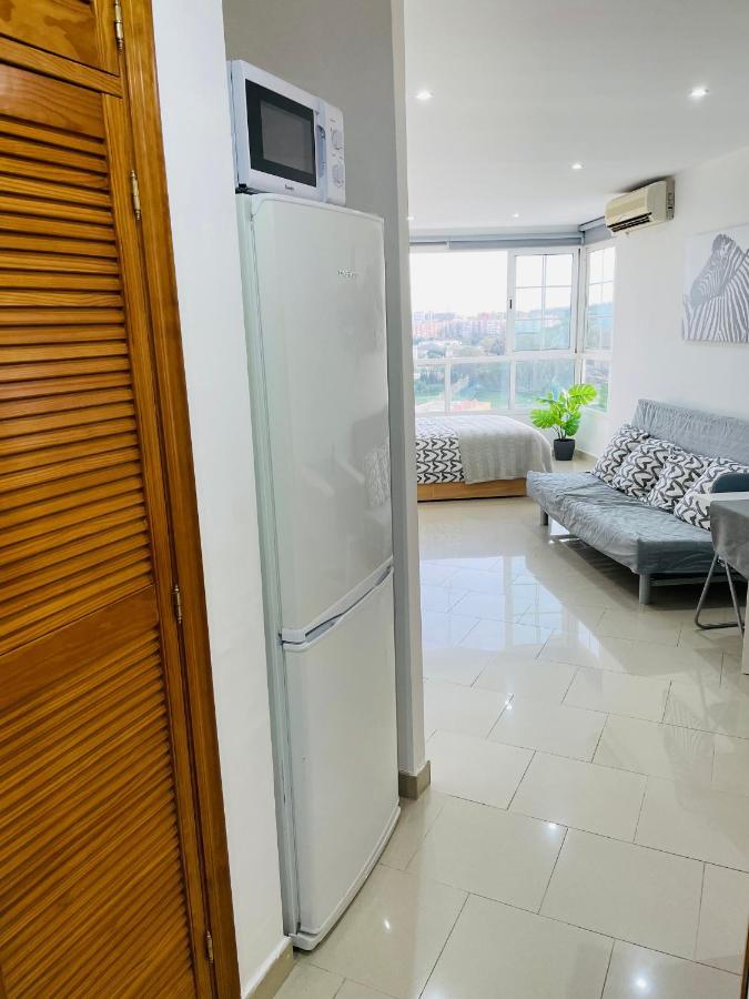 Apartamento La Torre 1337 Precioso, Moderno Y Con Piscina Torremolinos Eksteriør billede